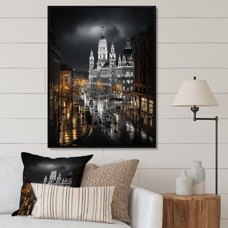 «Vienna Beautiful Beautiful Cityscape», reproduction sur toile encadrée, Cadre flottant noir, H 20 po x l 12 po x P 1 po