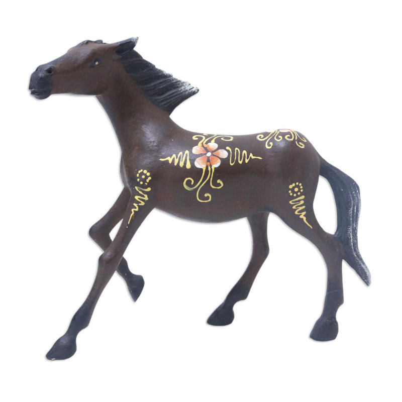 Figurines & Sculptures