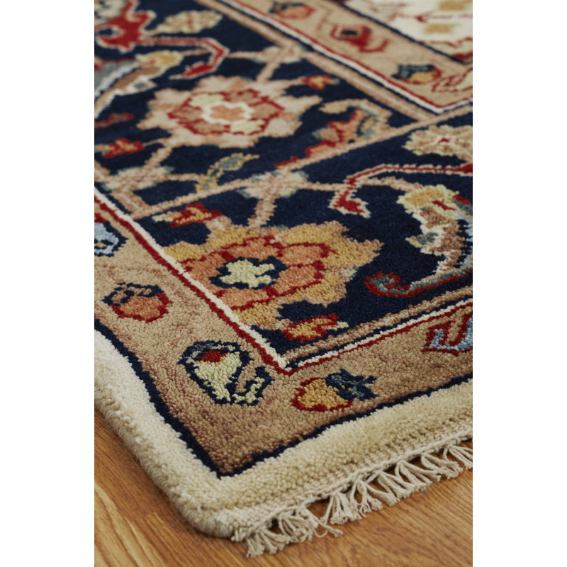 Pedro Wool Oriental Area Rug, Rectangle 10' x 14'