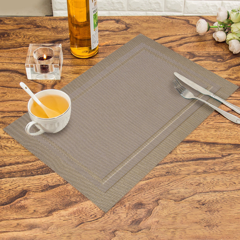 PVC Placemats Set of 8 Heat-Resistant Anti-Slip Washable Table Decor for Christmas, Gold