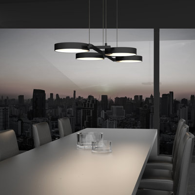 Lustre lumineux à 4 lumières avec accents en aluminium
