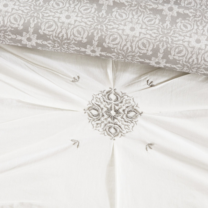 Ensemble de literie pour lit double / grand lit réversible 6 pièces avec broderie colorée étonnante