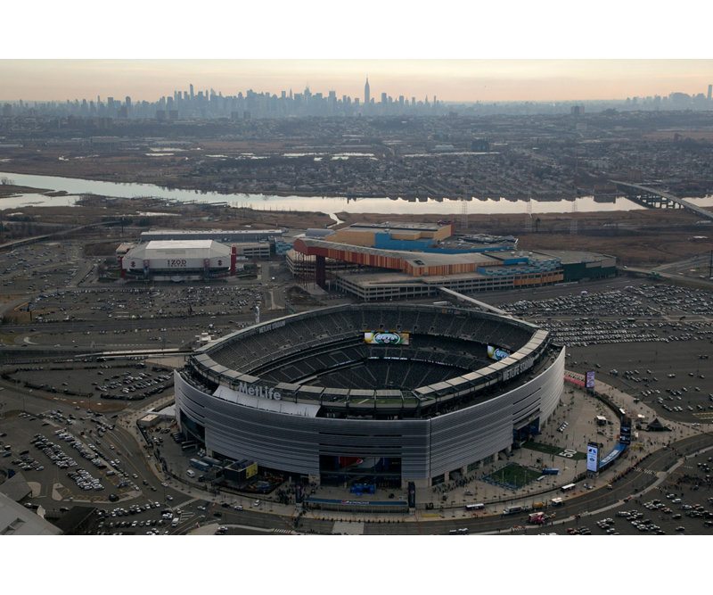 MetLife Stadium, 16" H x 24" W