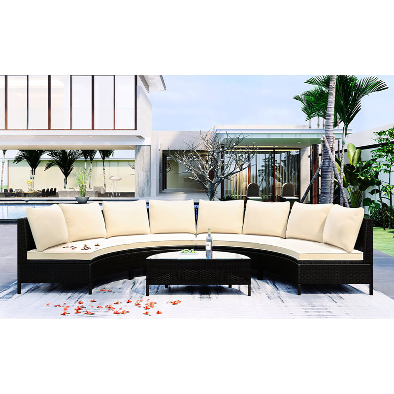 Ensemble de jardin modulaire 5 pièces brun résistant aux intempéries avec table en verre trempé, coussins beiges, oreillers confortables, structure solide et conception résistante à l'eau.
