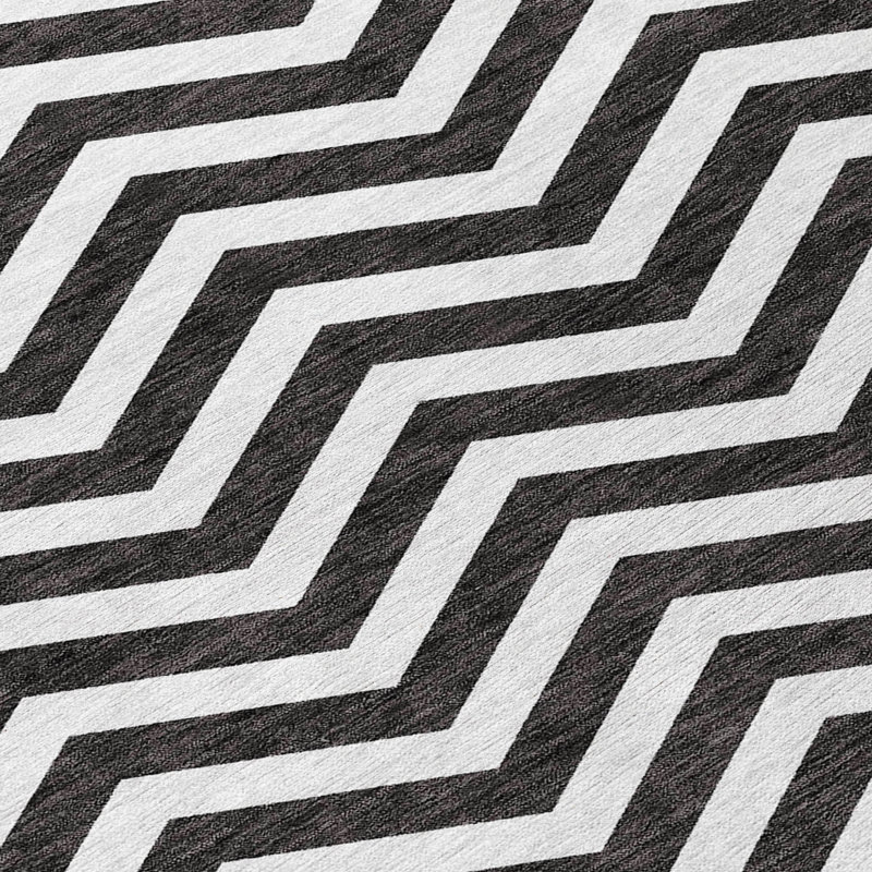 Tapis rond noir et ivoire lavable 8 po
