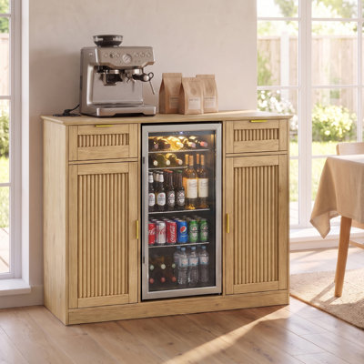 Meuble réfrigéré cannelé de 135,5 cm (53,3 po) avec 2 tiroirs et prise de courant, rangement pour coin café, naturel