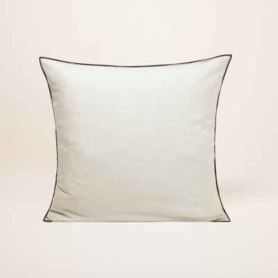 Carlina 100% Linen Button Pillow Protector