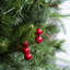 Grand sapin de 4 pi avec baies rouges réalistes et pommes de pin naturelles