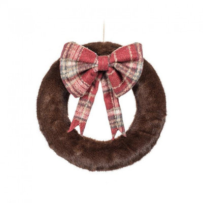 Medium Cozy Fur Wreath With Plaid Bow