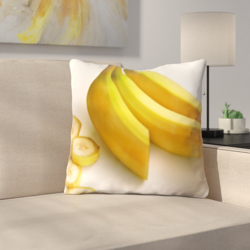 Coussin décoratif bananes sur fond blanc besaw fruits