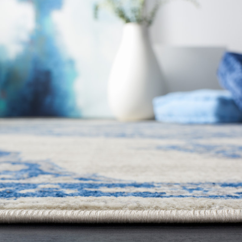 Tapis ivoire / bleu marine Arvillia, Carré 6 pi 7 po