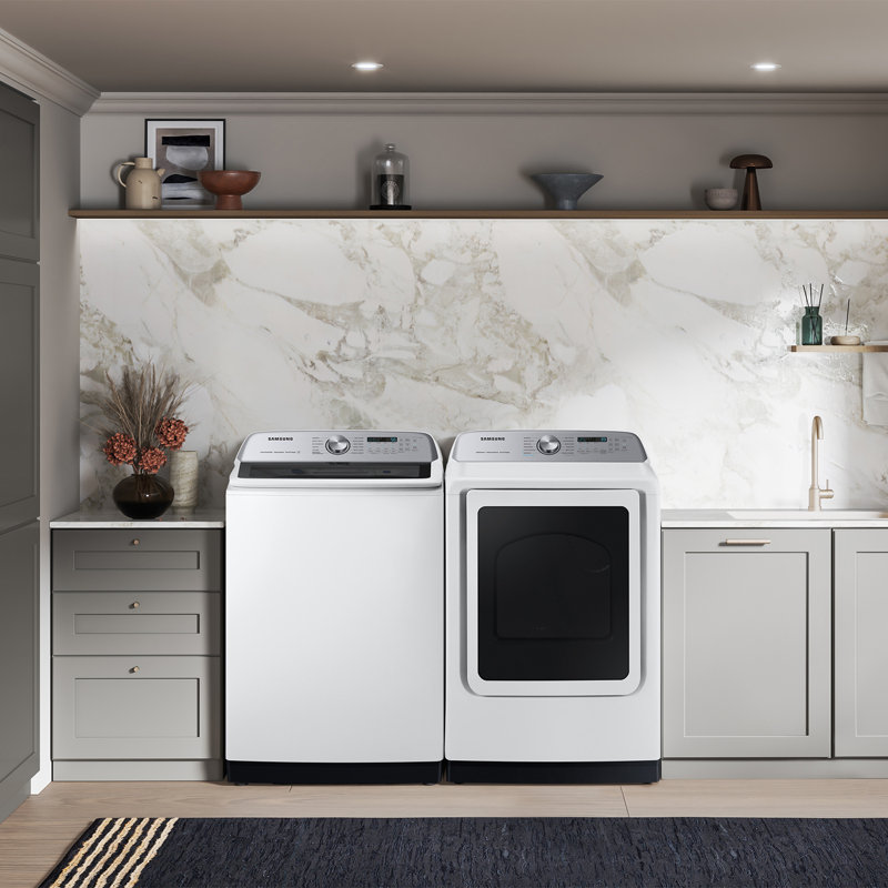 Samsung 5.2 cu. ft. Large Capacity Smart Top Load Washer with Super Speed Wash