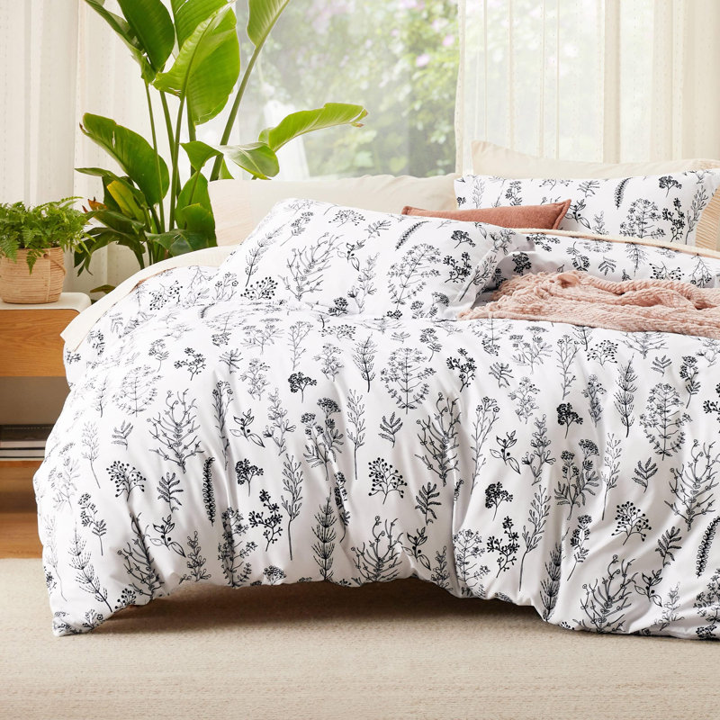 Best Seller Bedsure Comforter Set Reversible Cute Floral Bedding, 89GSM, Full, Bright White