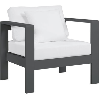 Chaise de patio avec coussins Lajoy