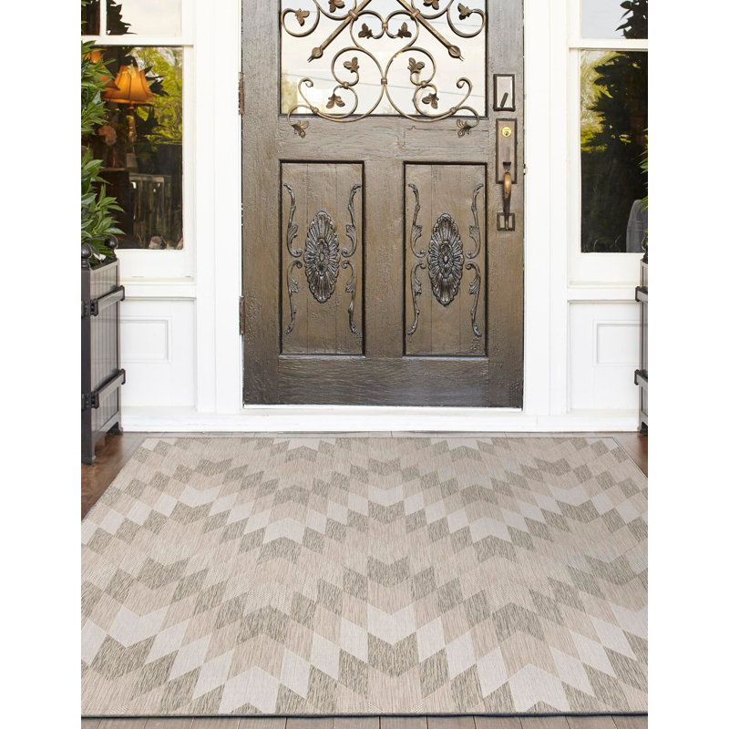 Aucun tapis gris Nykeia, Carré 7 pi 10 po