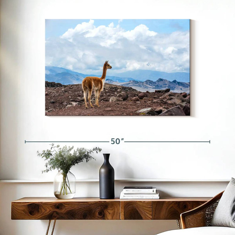 Brampt Vicuna, 26" H x 39" W