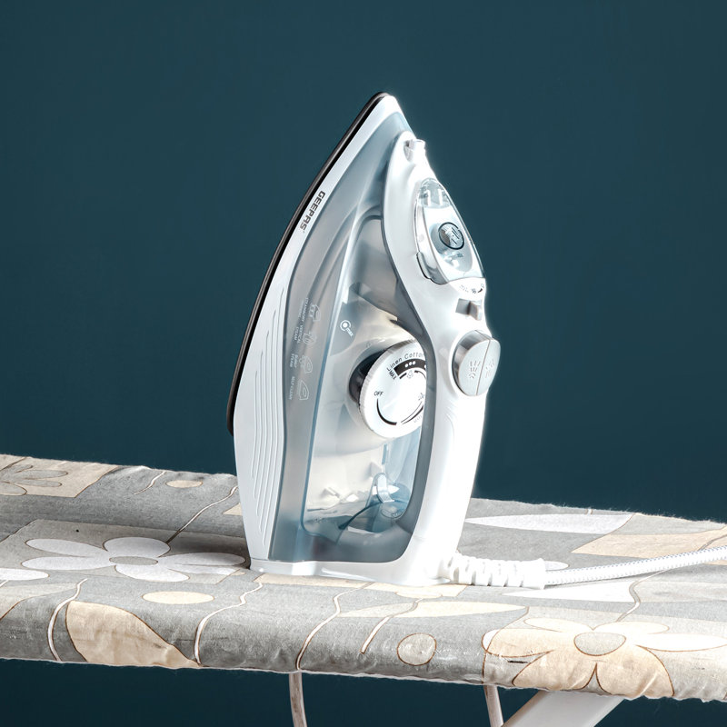 GEEPAS Steam Iron | Clothes Dry & Steam Press | 35s Fast Heat-Up, Vertical Steaming | Nonstick Soleplate & Adjustable Temperature | 210ml Water Tank with 0.5g/Steam Output | 2 Year Warranty 1750W