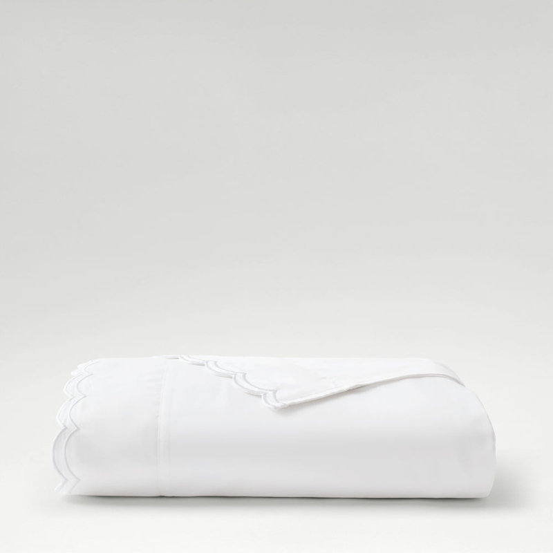 Scallop Edge Fitted Sheet, Queen Fitted Sheet
