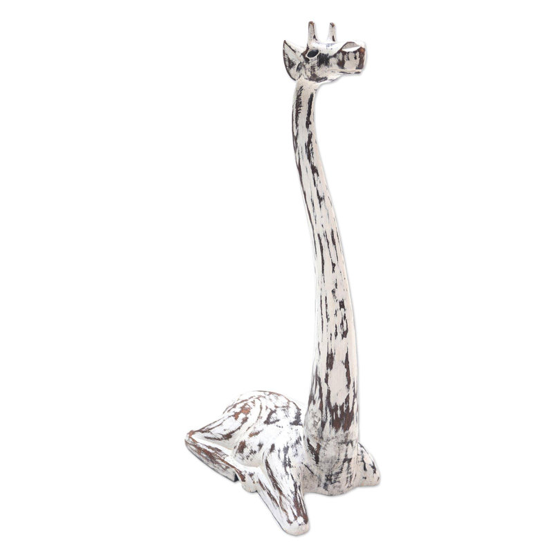 Giraffe Wood Garden Statue