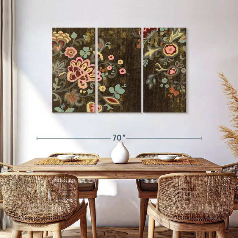 Avery Decorative Paisley, 36" H x 57" W