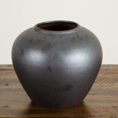 7In. Black Round Urn Vase