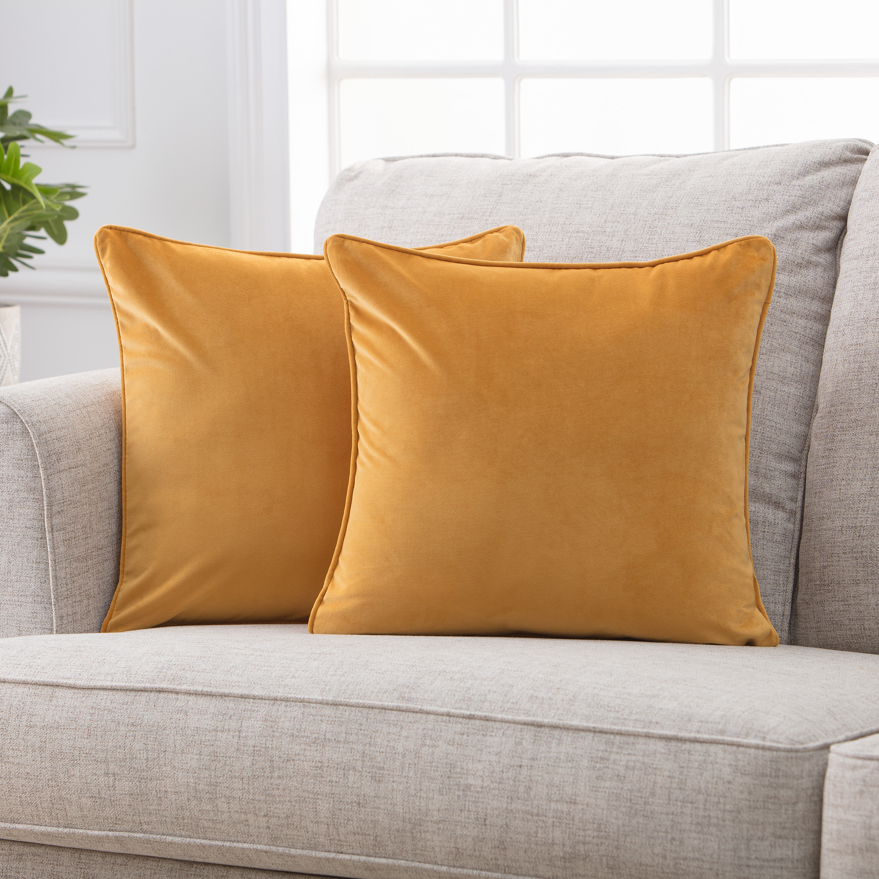 Chanasya Holland Velvet Solid Color Velvet Decorative Throw Pillow ...