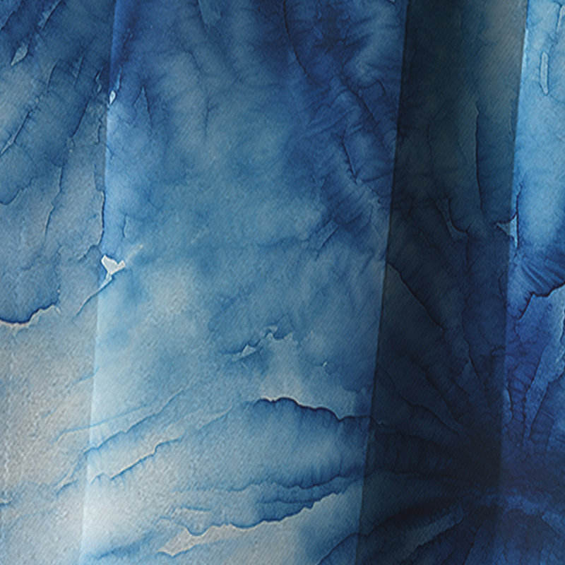Rideau occultant en marbre bleu et blanc Shibori Marble Ink I - 1 panneaux, L 52 po x L 95 po