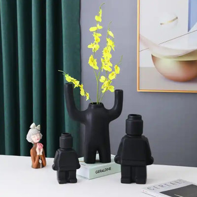 Vase de table noir moderne