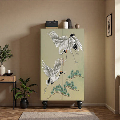 Armoire spacieuse en bois de pin