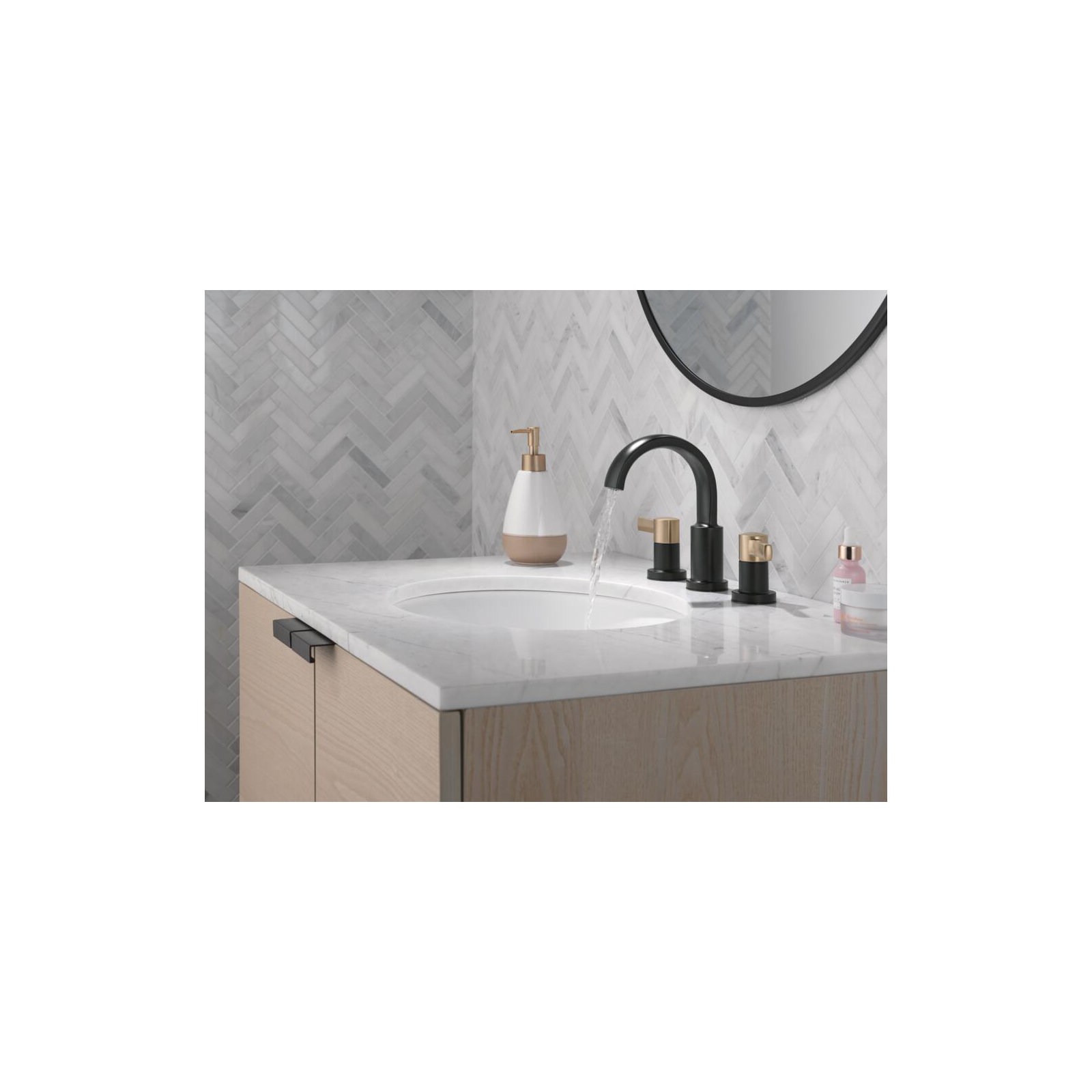 Albion Widespread Bathroom Faucet 3 Hole, 2-handle Bathroom Sink Faucet with Drain Assembly, Matte Black/Champagne Bronze