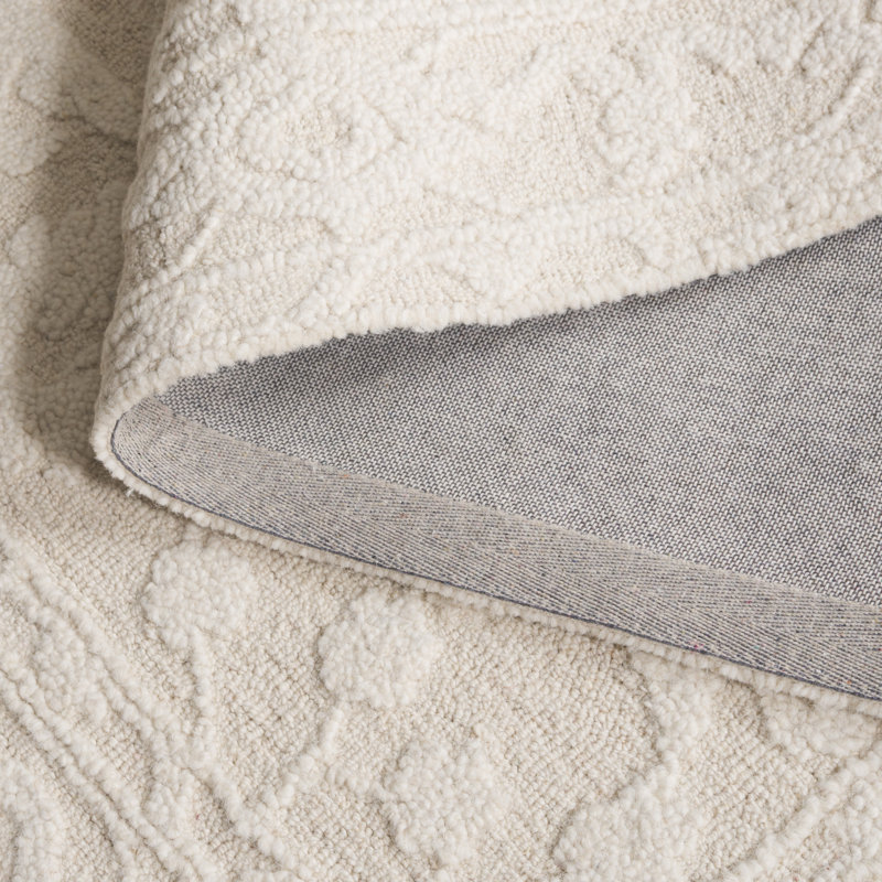 Veshawn Hand Tufted Wool And Cotton Floral Rug, Rectangle 5' x 8'