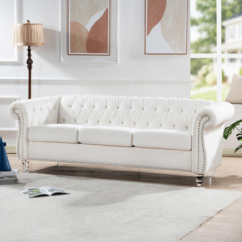 Canapé Chesterfield à accoudoirs roulés 3 places 84,65 po
