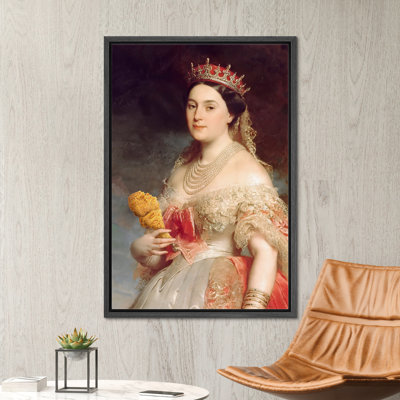 " Queen With Crown And Dress "
