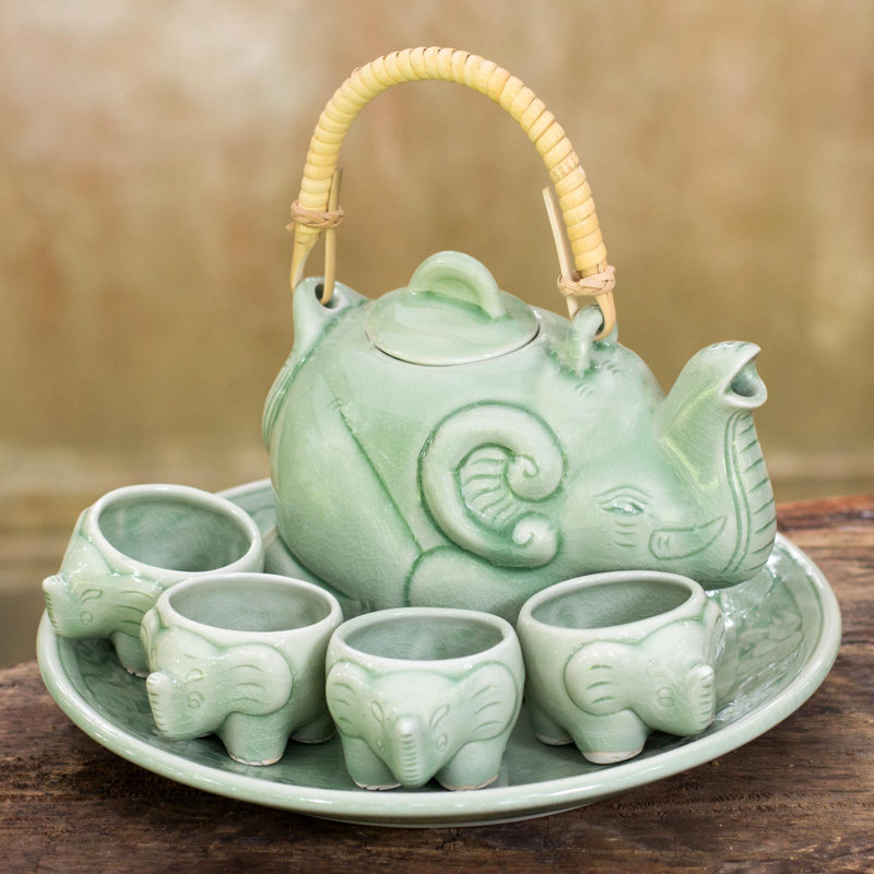 Service à thé en céramique Elliston Elephant Celadon