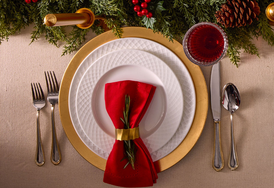 Dinnerware Sets