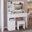Ensemble de grande coiffeuse de 41 pouces avec miroir à DEL, tabouret rembourré et commode de rangement grande capacité
