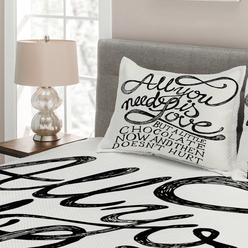 Polyester Coverlet, Queen Bedspread + 2 Shams