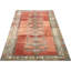 Tapis unique en laine noué à la main des années 1960 de 5 pi 3 po x 9 pi 4 po en rouge / brun / gris / ivoire