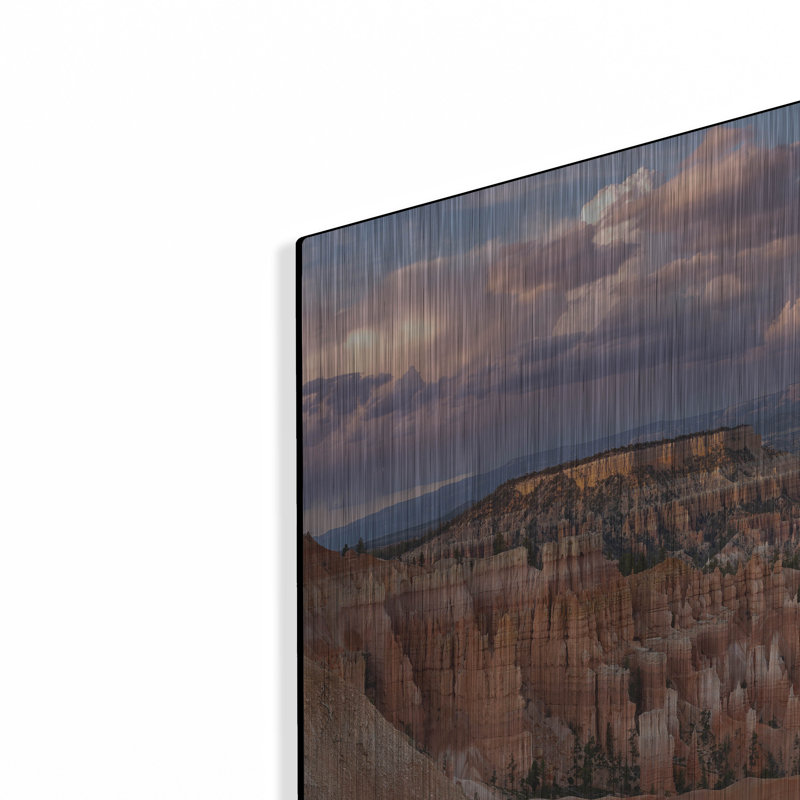 «Sunset Storm Clouds» par Shawn / Corinne Severn, H 12 po x l 36 po