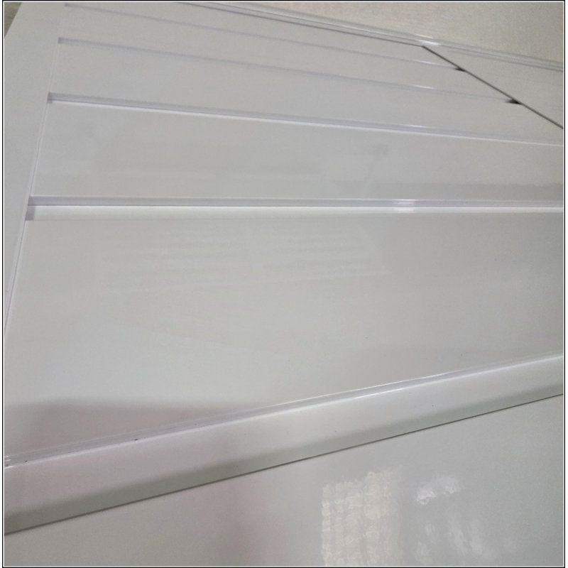Auvent de terrasse en aluminium léger et durable avec installation facile et finition contemporaine pour la protection de l'extérieur