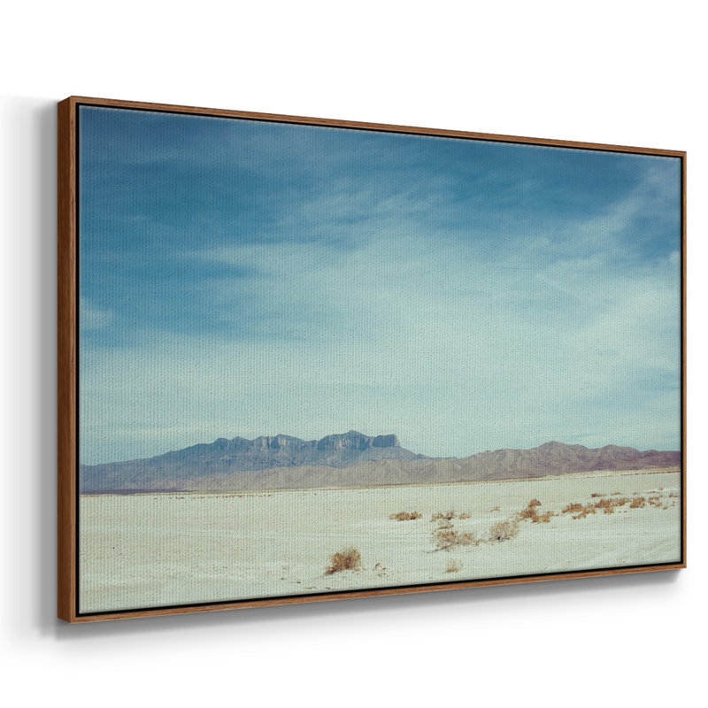 Salt Flat Walk II, reproduction d'art sur toile, Noyer, H 27 po x l 41 po x P 2 po