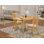 L'ensemble de salle à manger 3 pièces contient une table de cuisine rectangulaire avec Dropleaf et 2 chaises de salle à manger rembourrées en tissu de lin, chêne