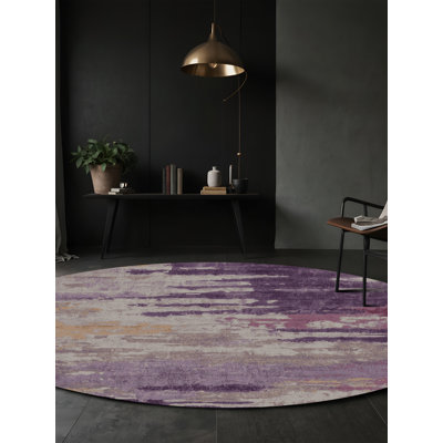 Tapis noir soyeux et moelleux