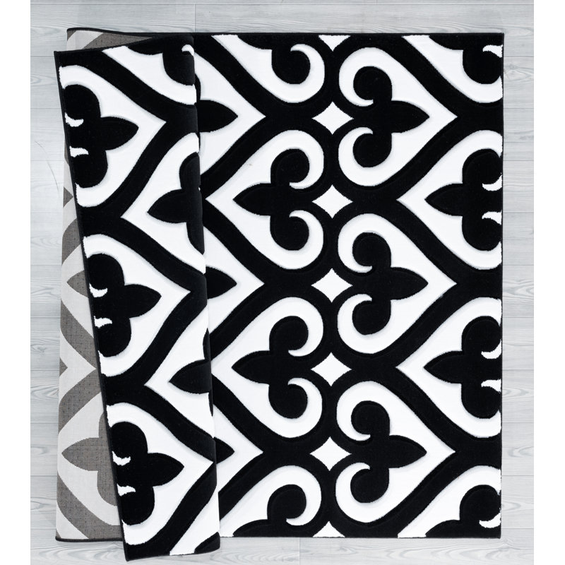 Zabala Geometric Indoor Rug, Rectangle 1'10" x 2'8"