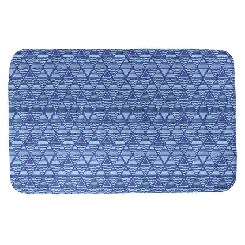 Tapis de bain géométrique à motif de triangles dessinés à la main, l 17 po x L 24 po, Bleu /Bleu ciel