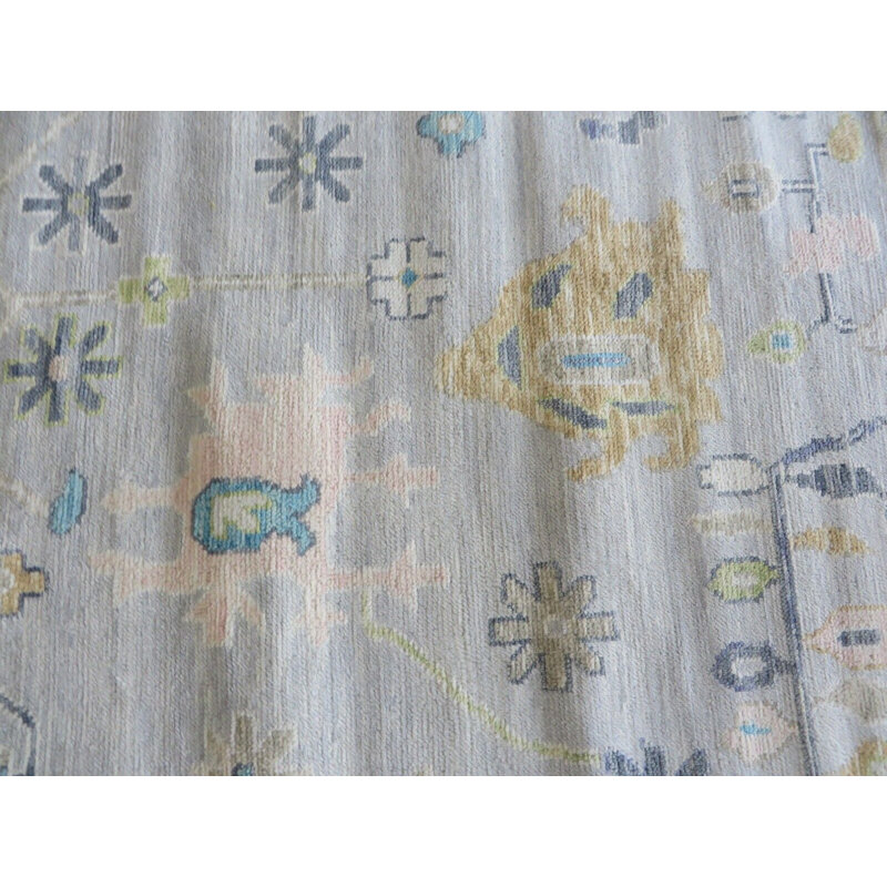 Tapis unique gris de 10 pi x 14 pi One-of-a-Kind