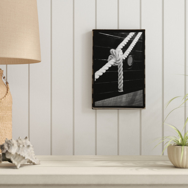 «Secure Harbor», photographie sur toile, H 12 po x l 8 po