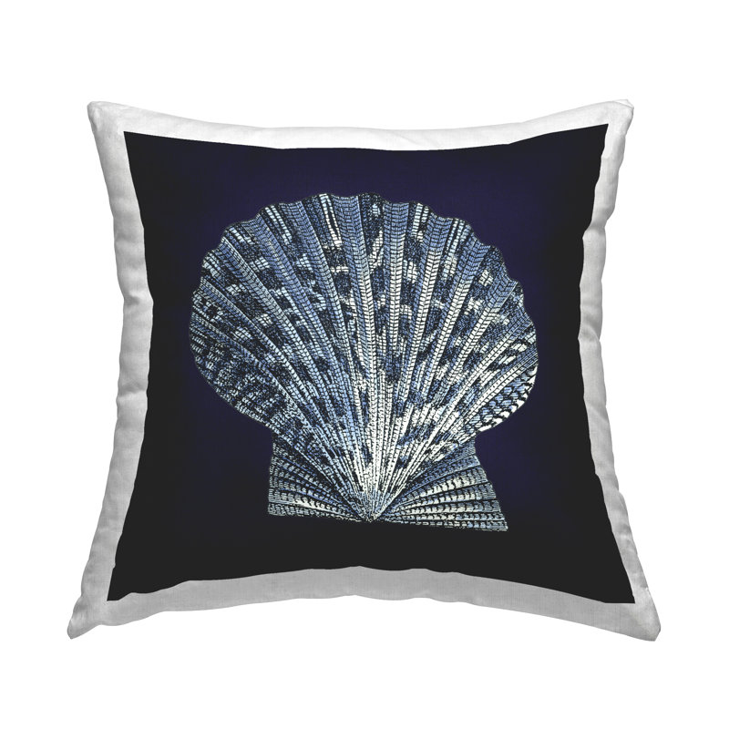 Coussin décoratif imprimé coquillages marine et blanc délavé par Vision Studio
