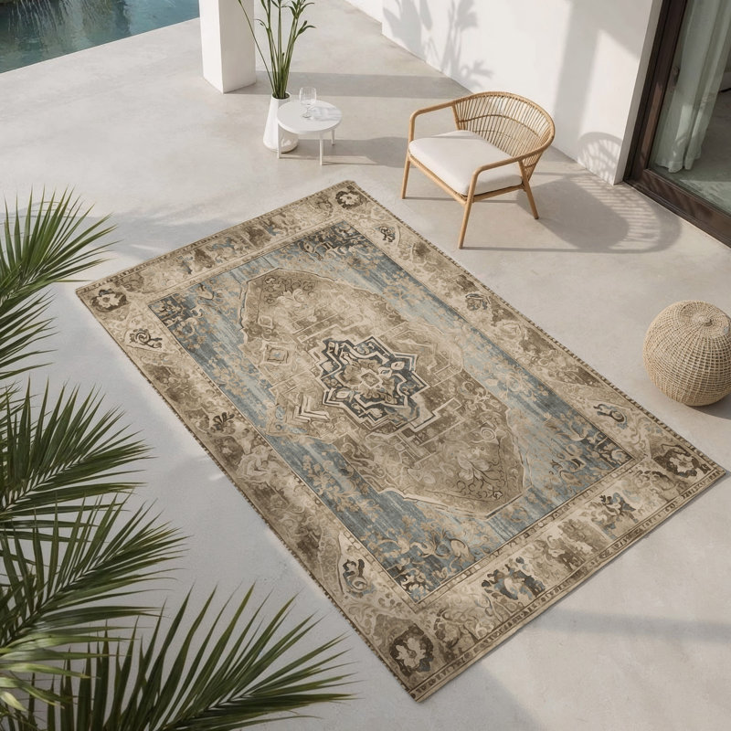 Ornate Horizon Indoor And Outdoor Area Rug, Rectangle 2' x 3'