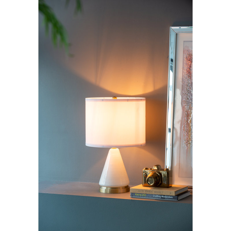 Quaran Table Lamp